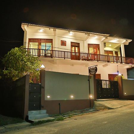 Four Season Guest House Tangalle Exterior foto