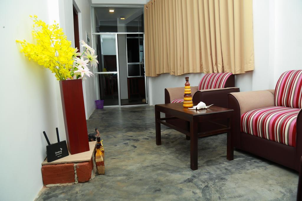 Four Season Guest House Tangalle Exterior foto